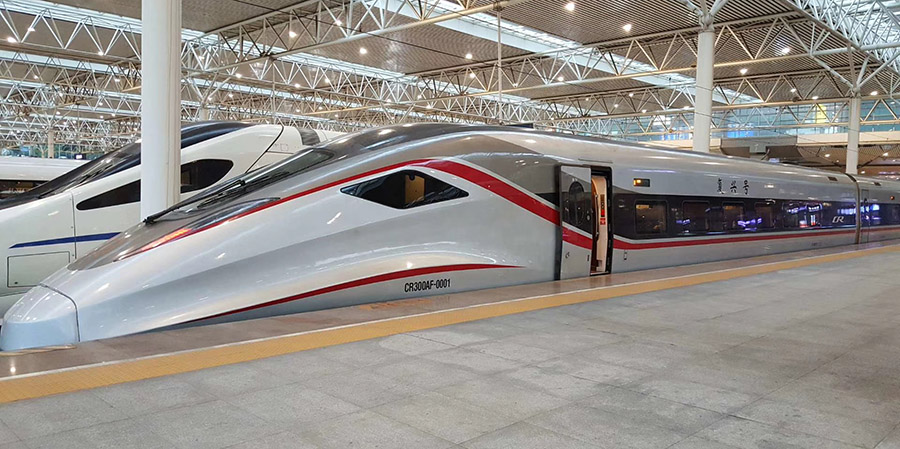 鐵路信號集中監測系統  高鐵軌道信號智能設備  鐵路鐵路道岔融雪系統  鐵路防災安全監控系統  機車車輛電氣綜合柜  機車逆變電源、牽引電源